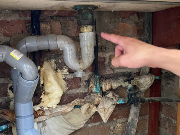 Best Emergency water damage restoration  in Reinholds, PA